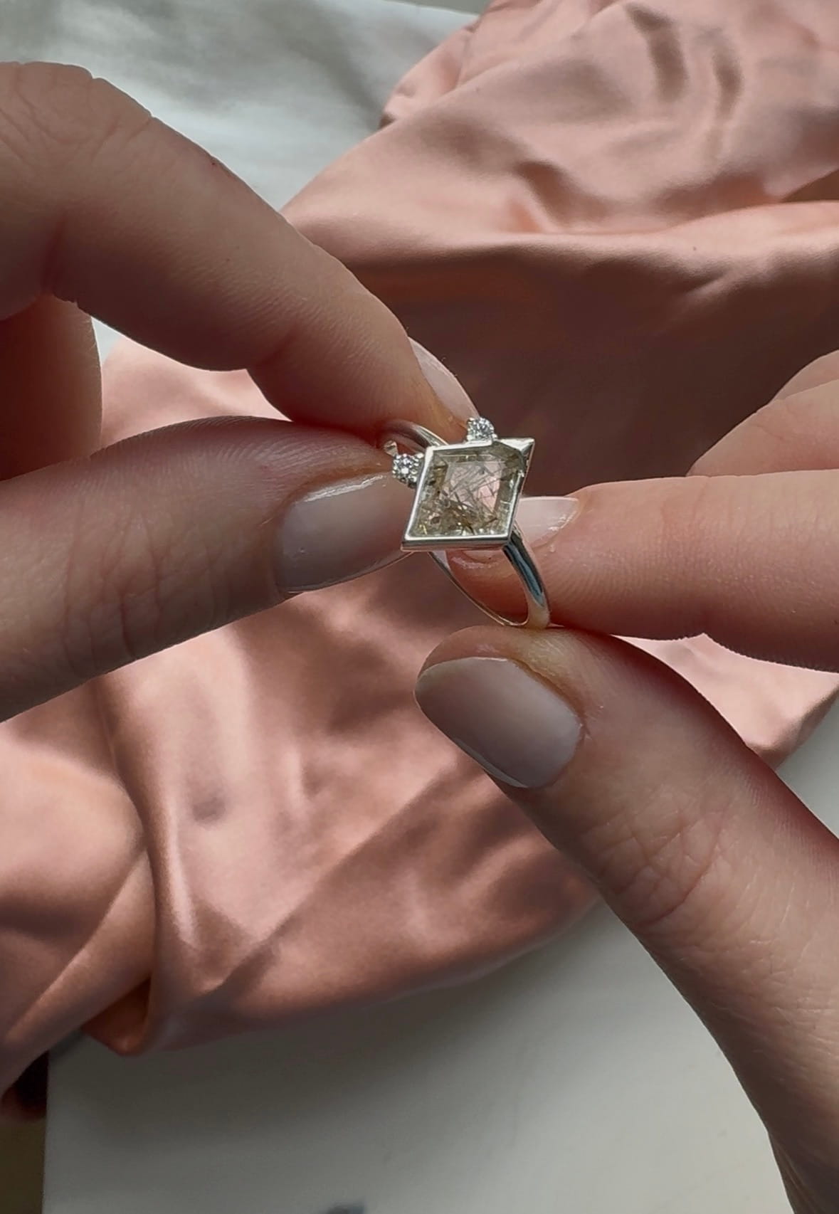 Salt & Pepper Quartz Kite Engagement Ring