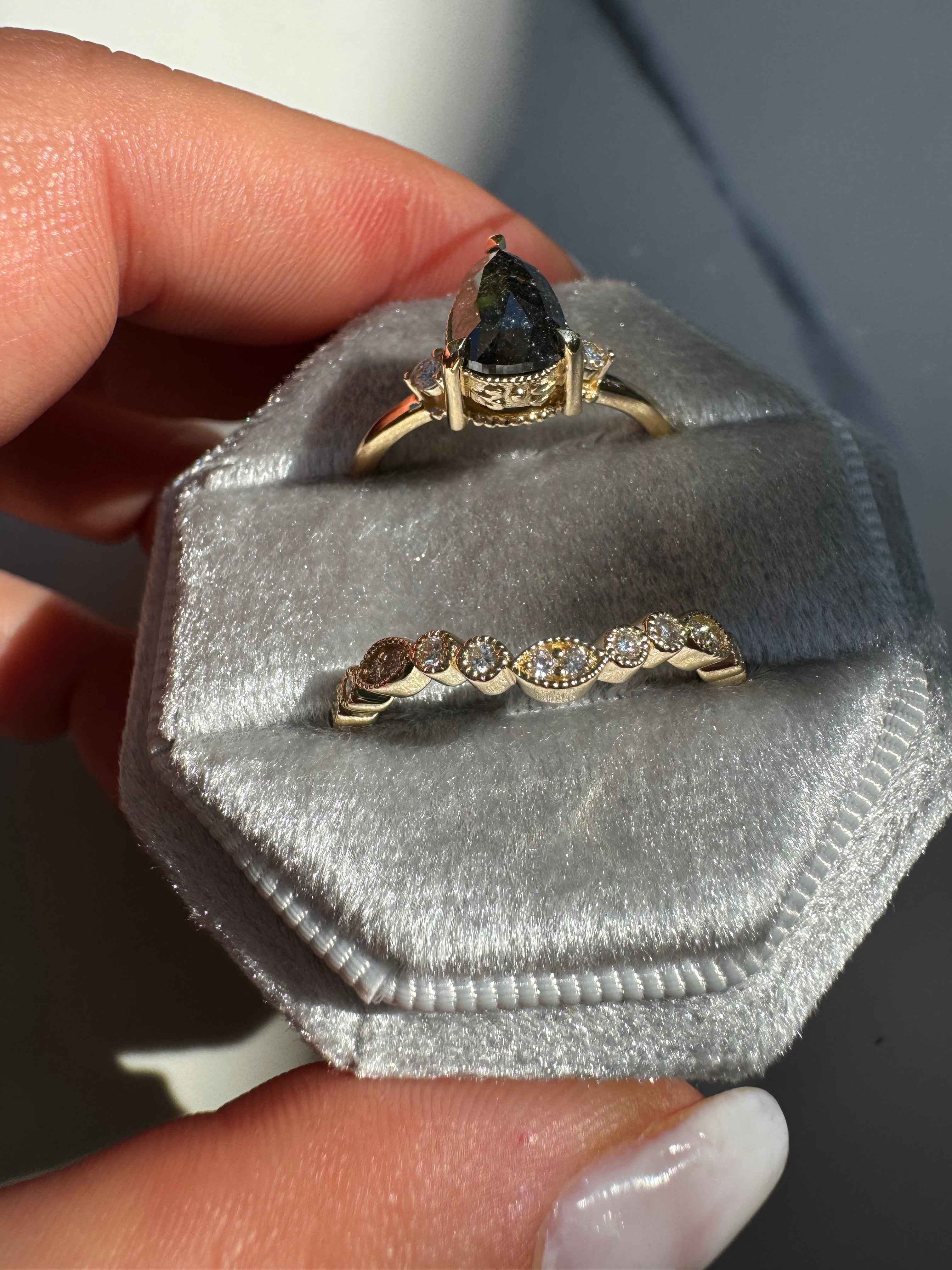 Curved Jahan Ring