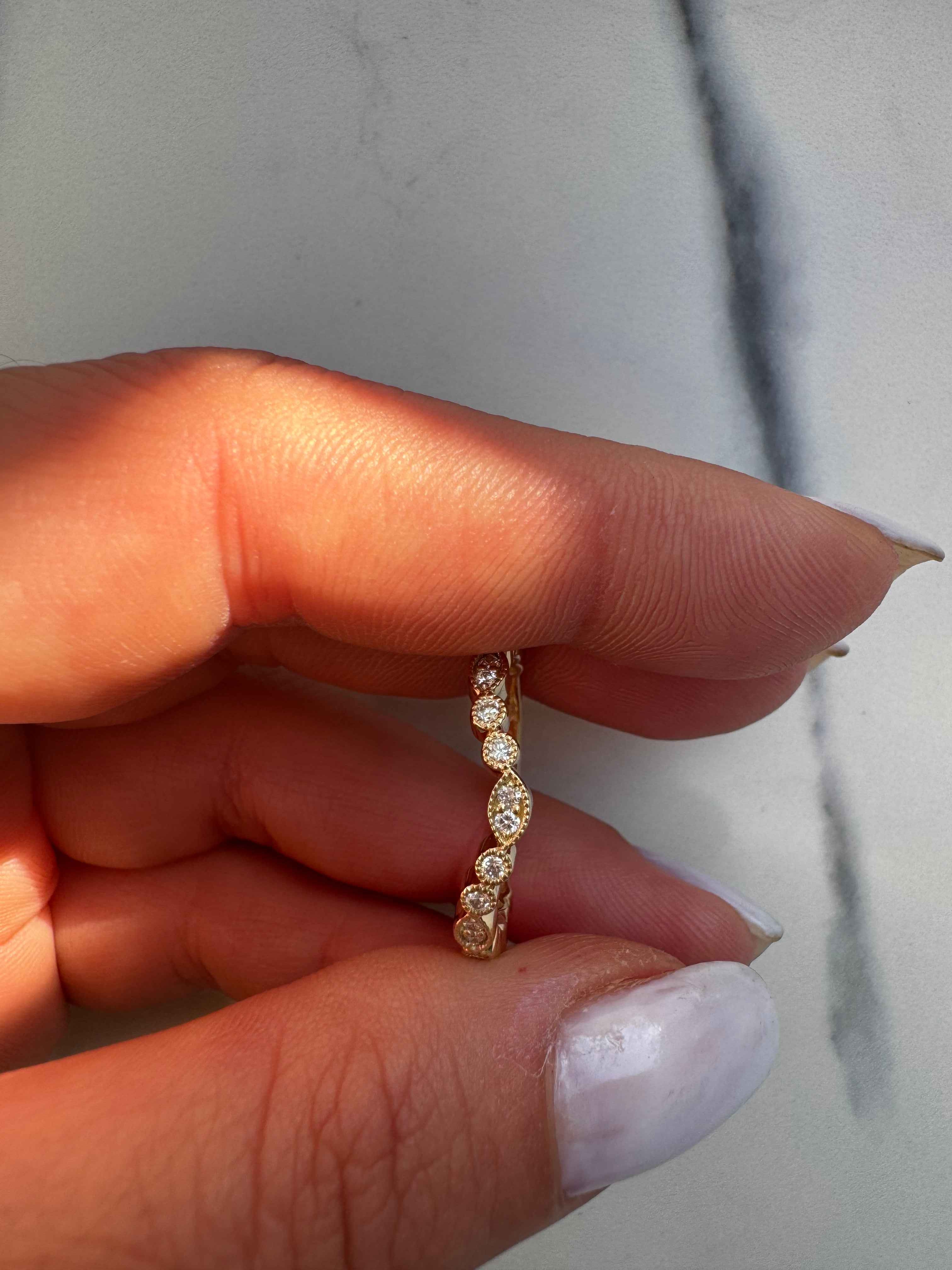Curved Jahan Ring