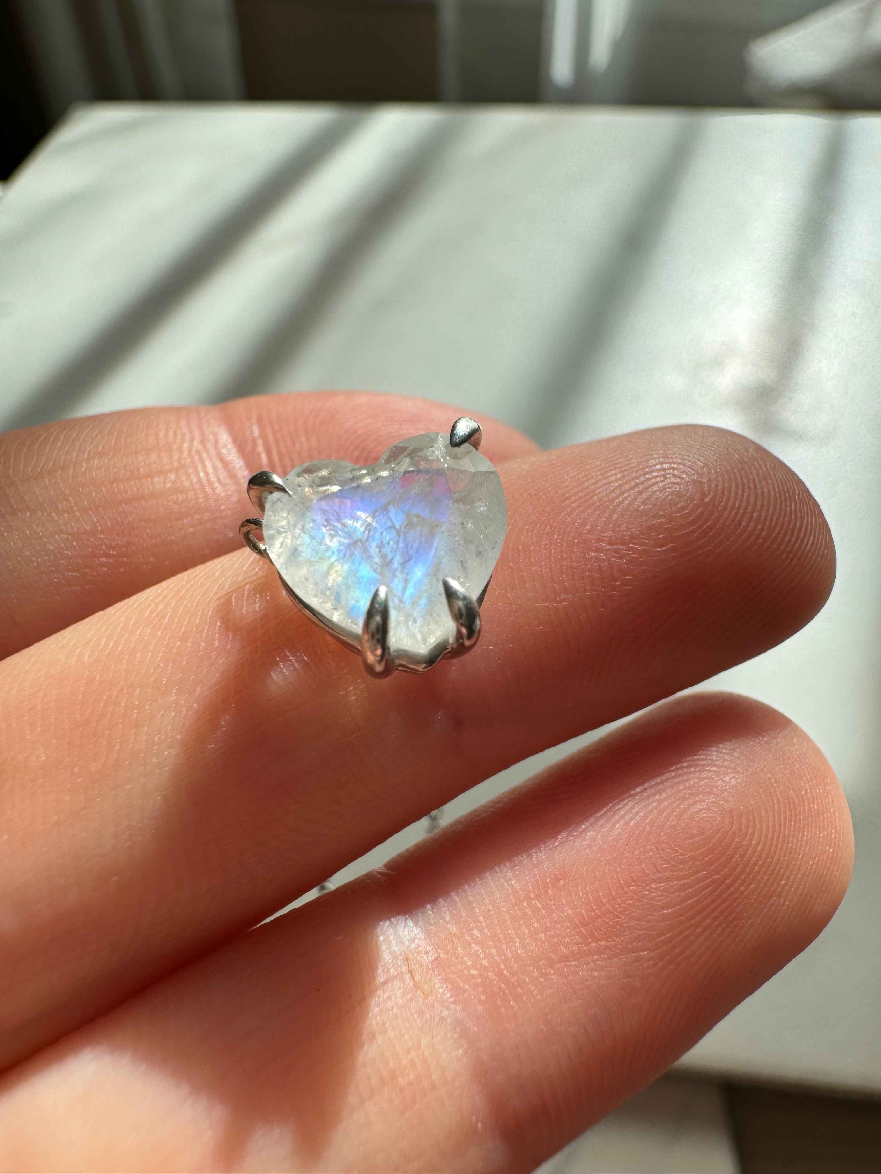 Dainty Solitaire Faceted Heart Moonstone Necklace