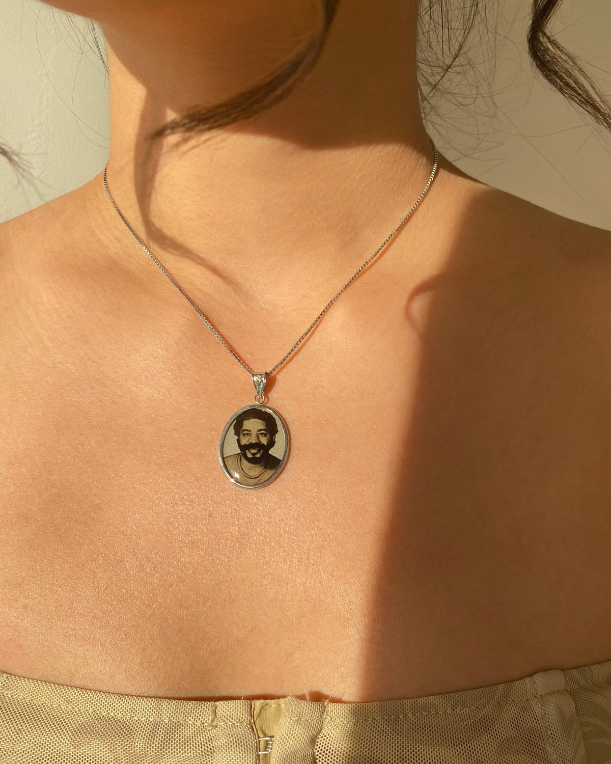 Oval Gold Photo Pendant Disc Charm