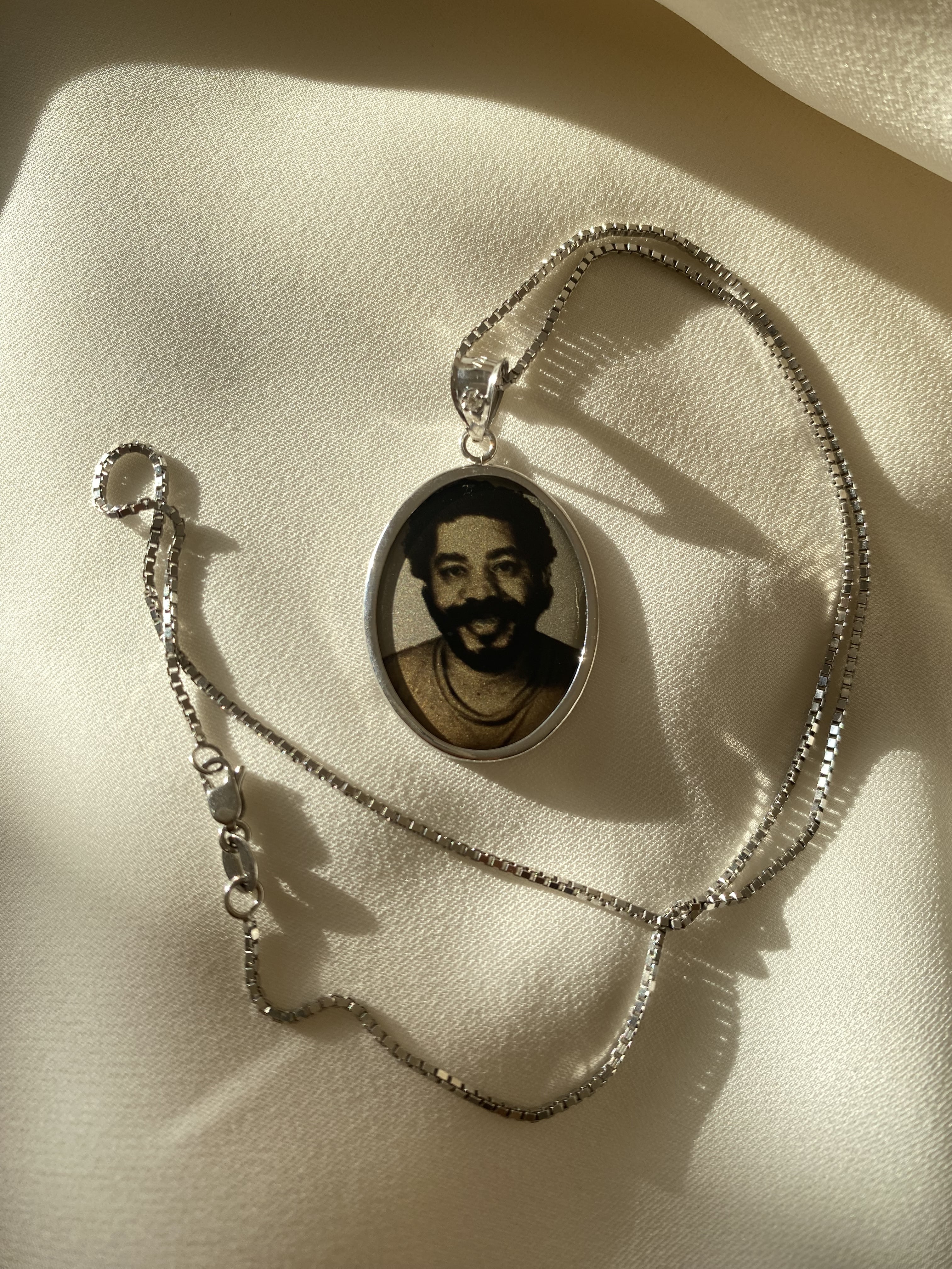 Oval Gold Photo Pendant Disc Charm