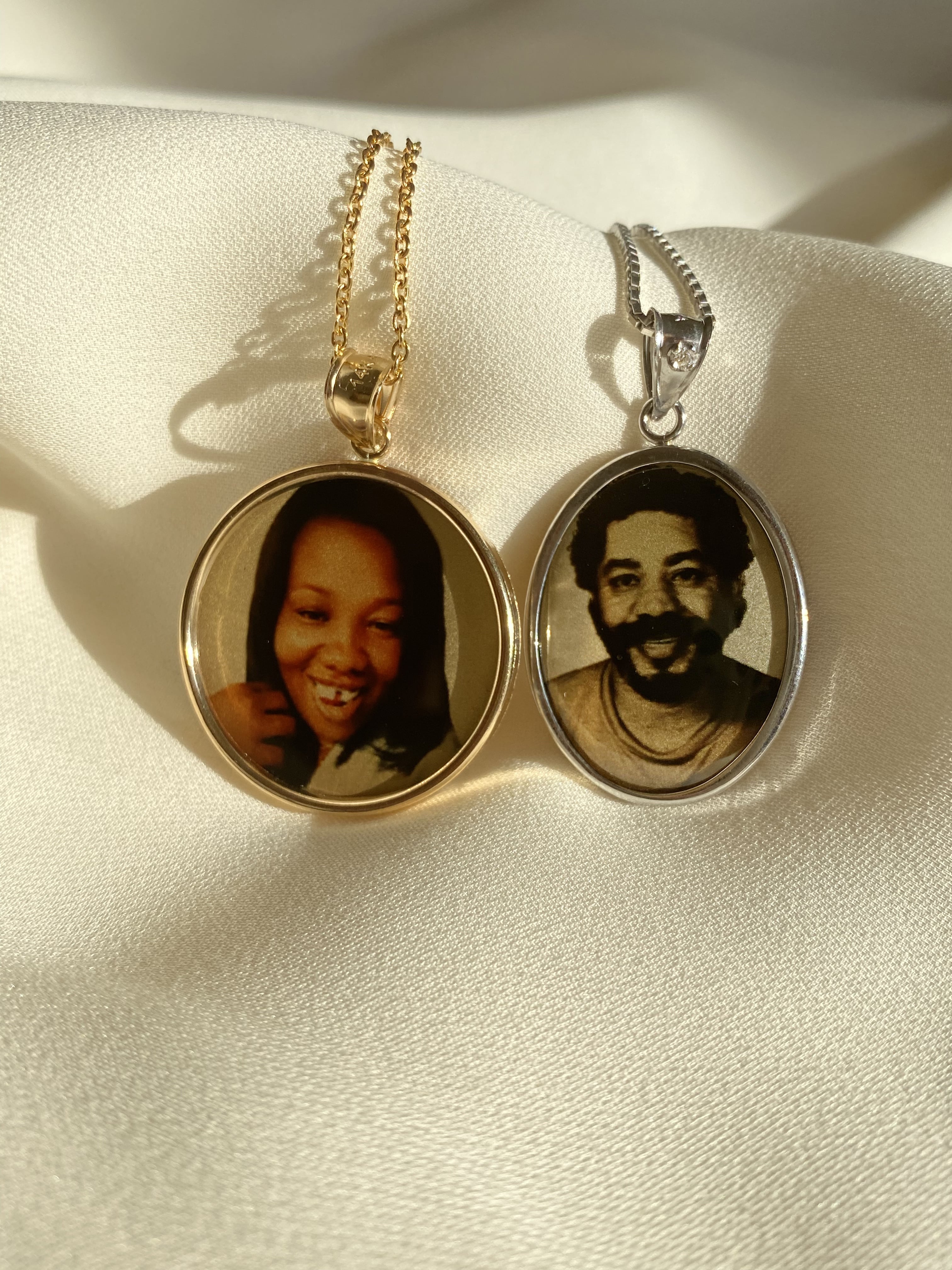 Oval Gold Photo Pendant Disc Charm