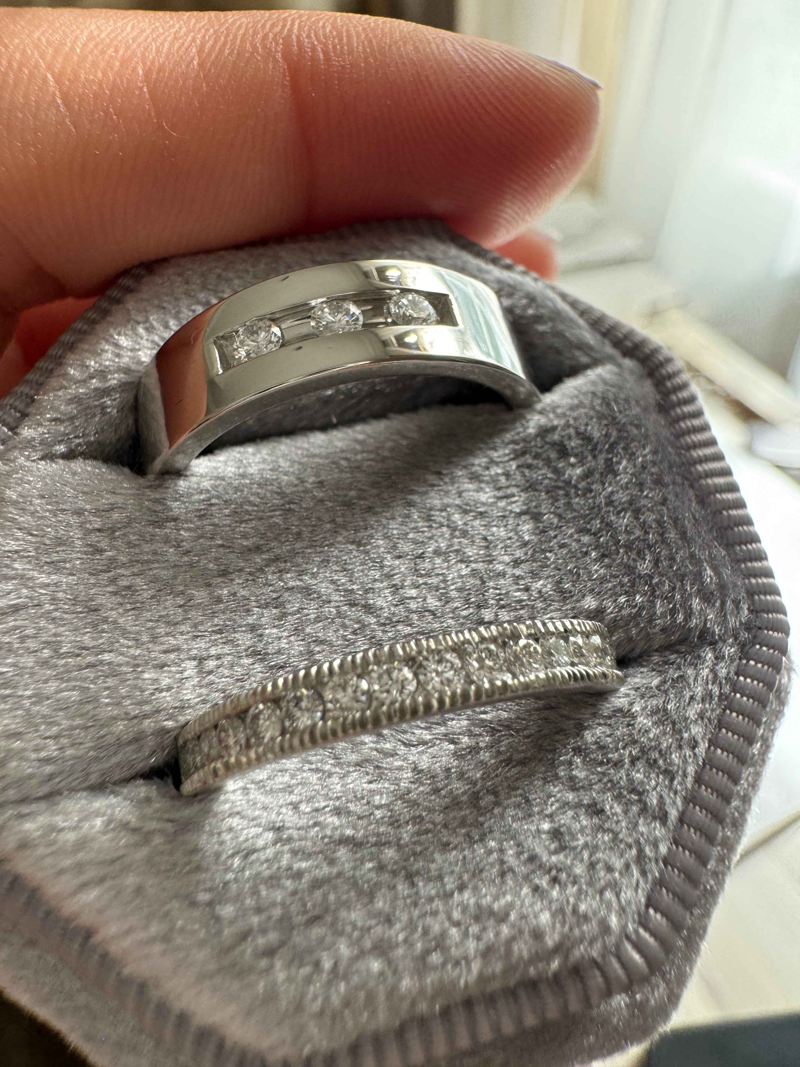 Men's Wedding Band