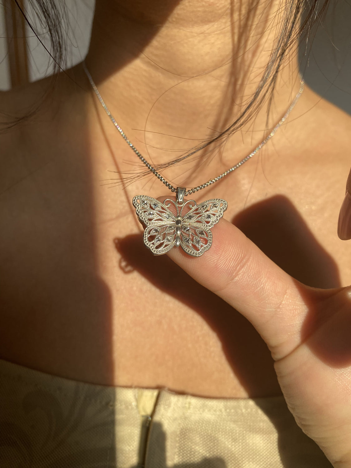 14k White Gold Butterfly Necklace