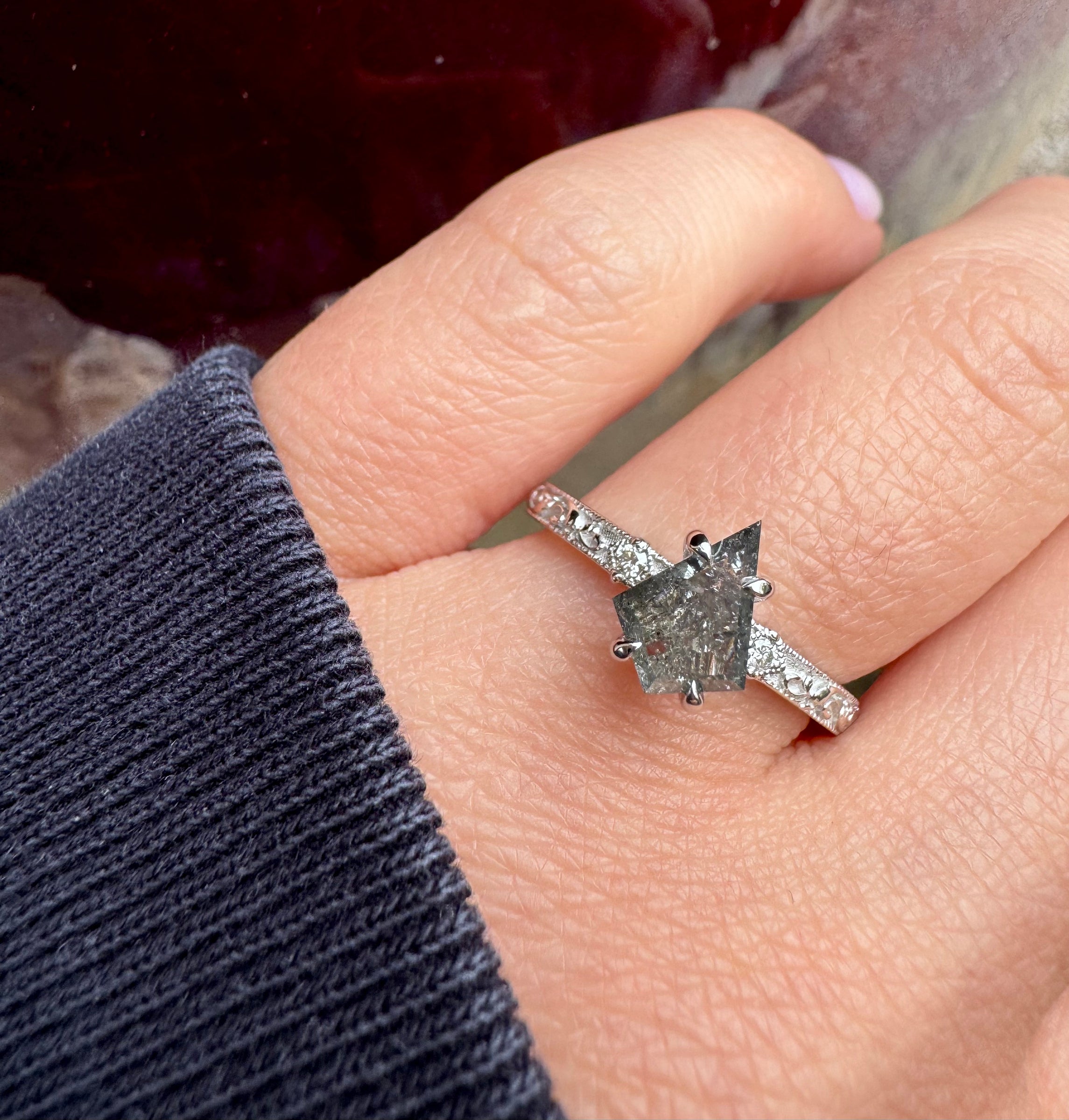 Kite Salt & Pepper Diamond Engagement Ring with Vintage Floral Band