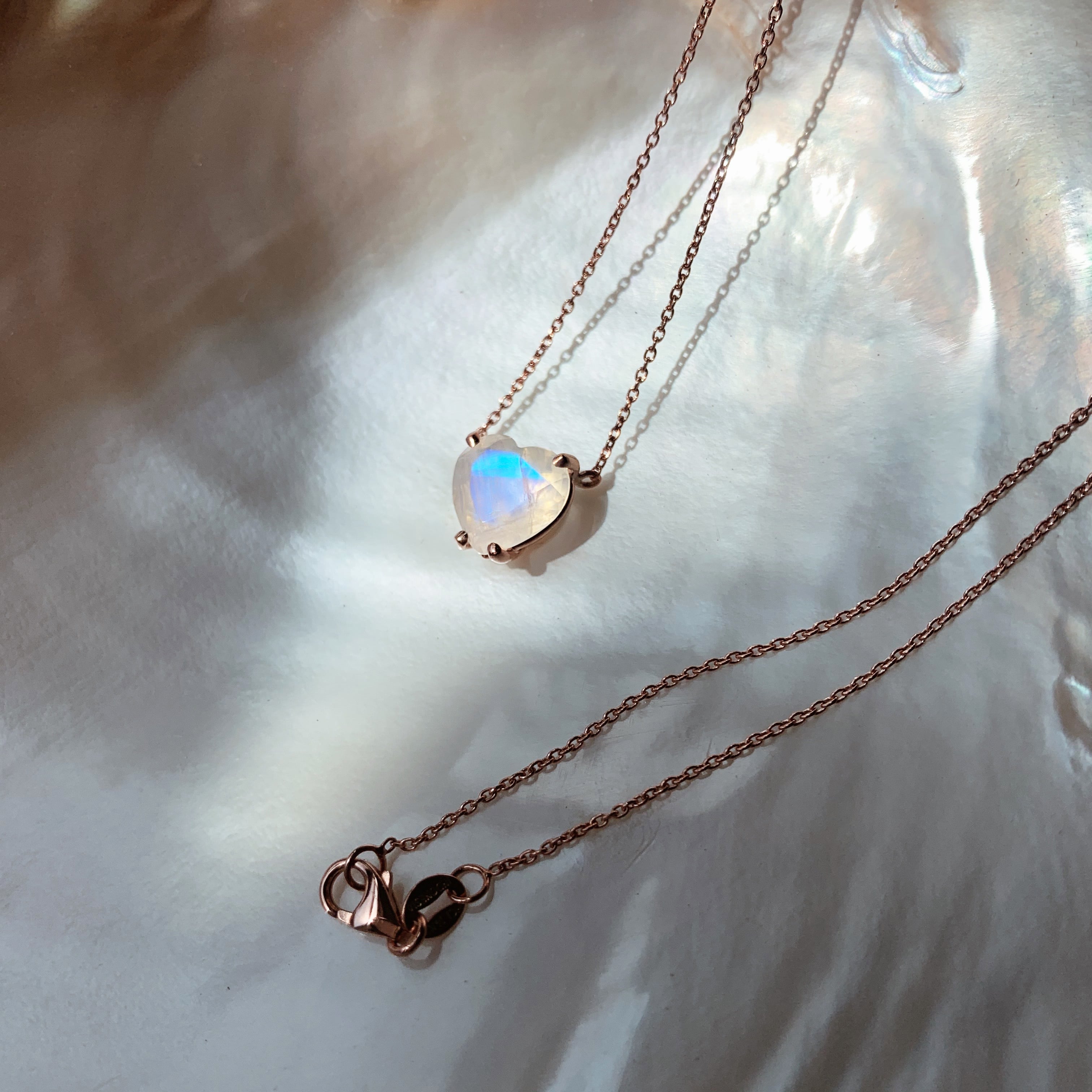 Dainty Solitaire Faceted Heart Moonstone Necklace