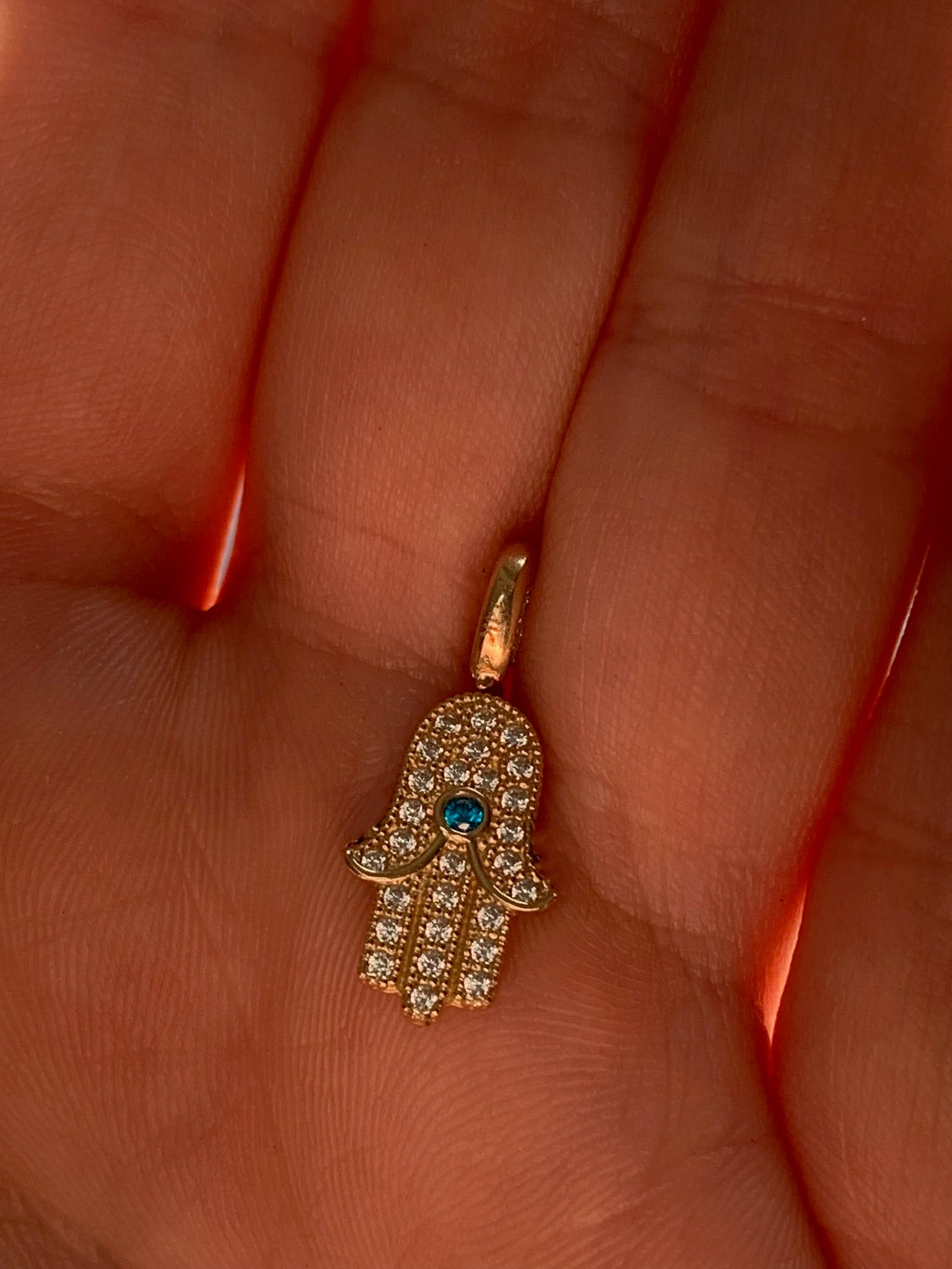 14k Gold Hamsa Pendant