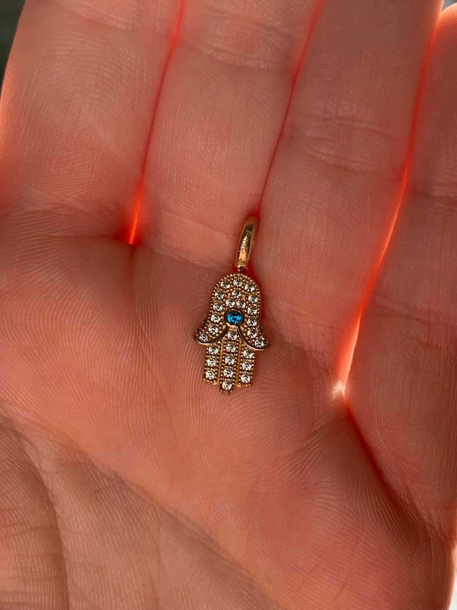 14k Gold Hamsa Pendant