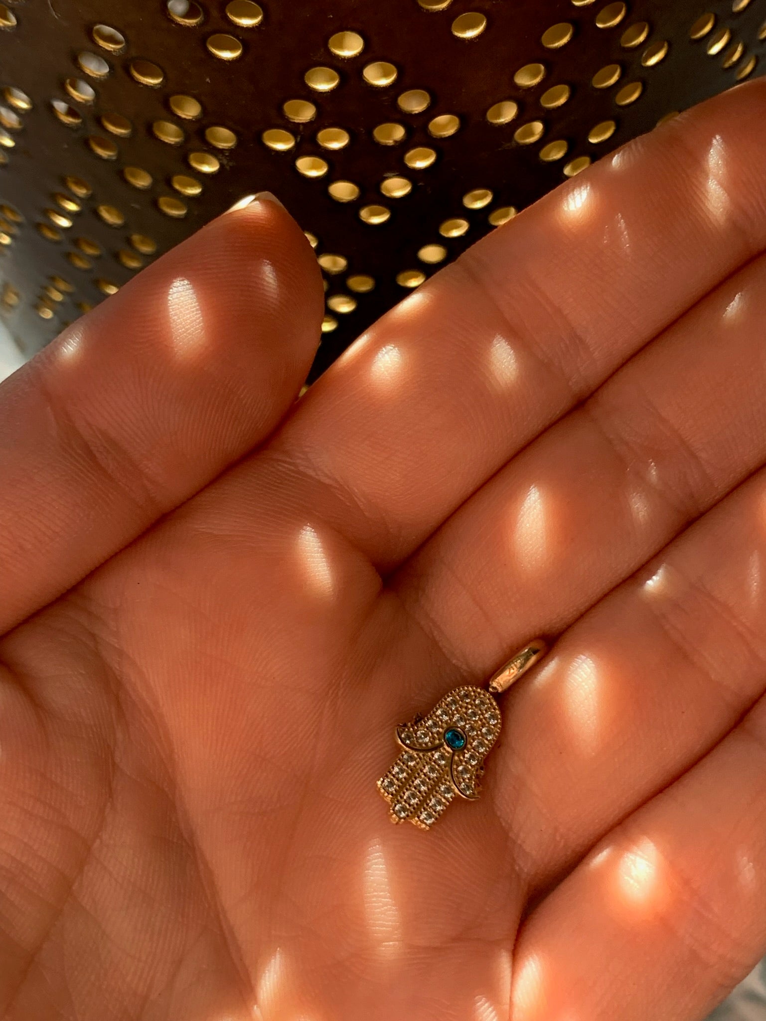 14k Gold Hamsa Pendant