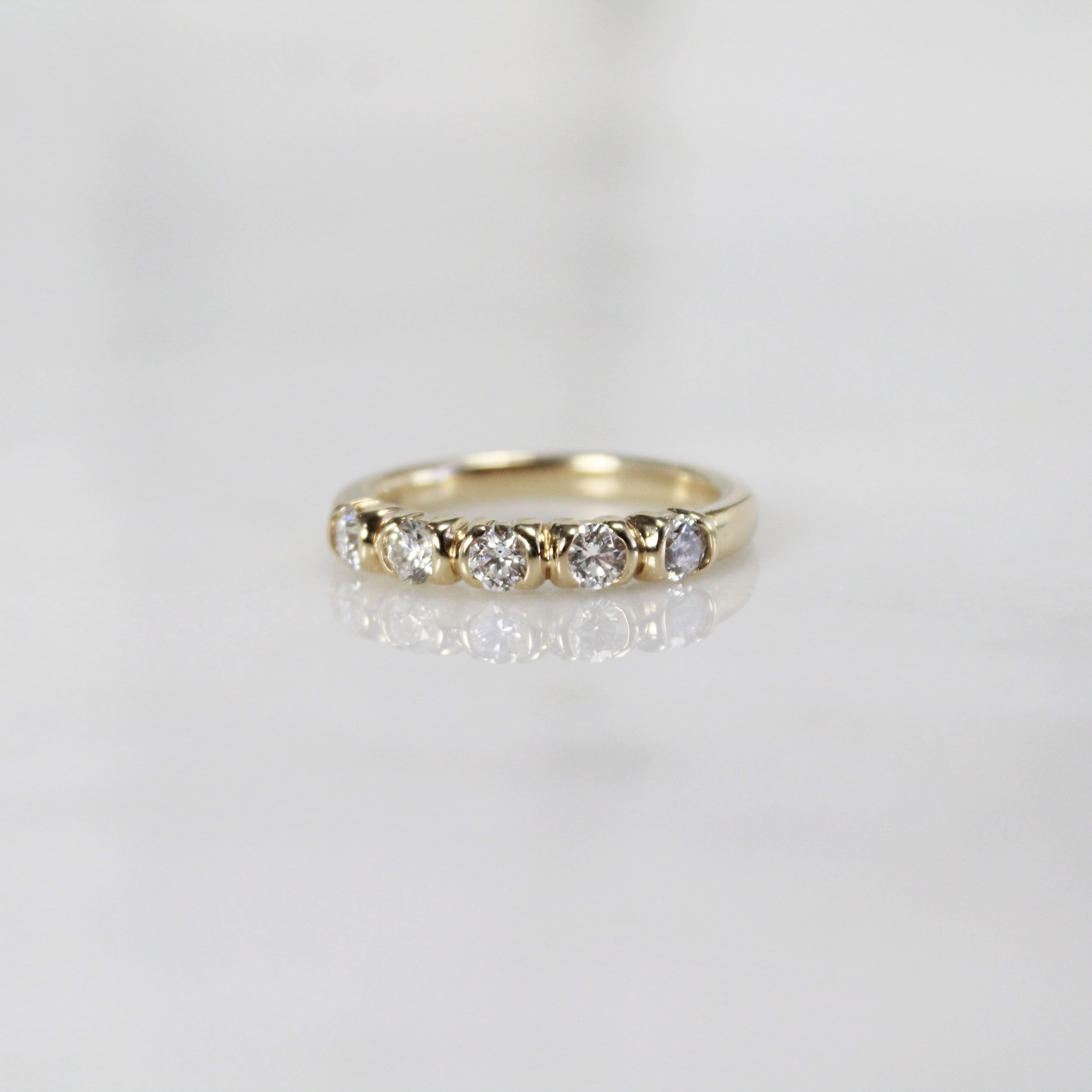 Arinna Diamond Ring