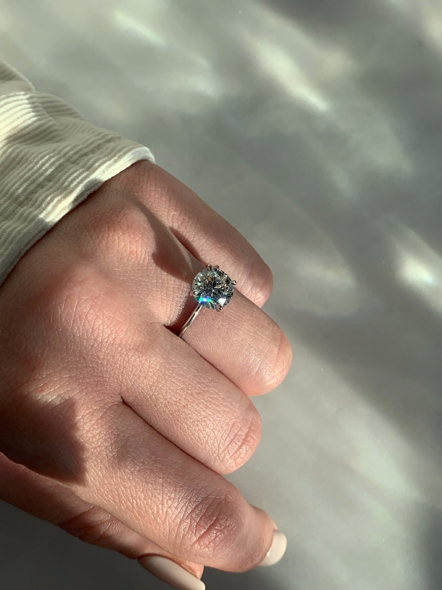 Custom Round Diamond Engagement Ring