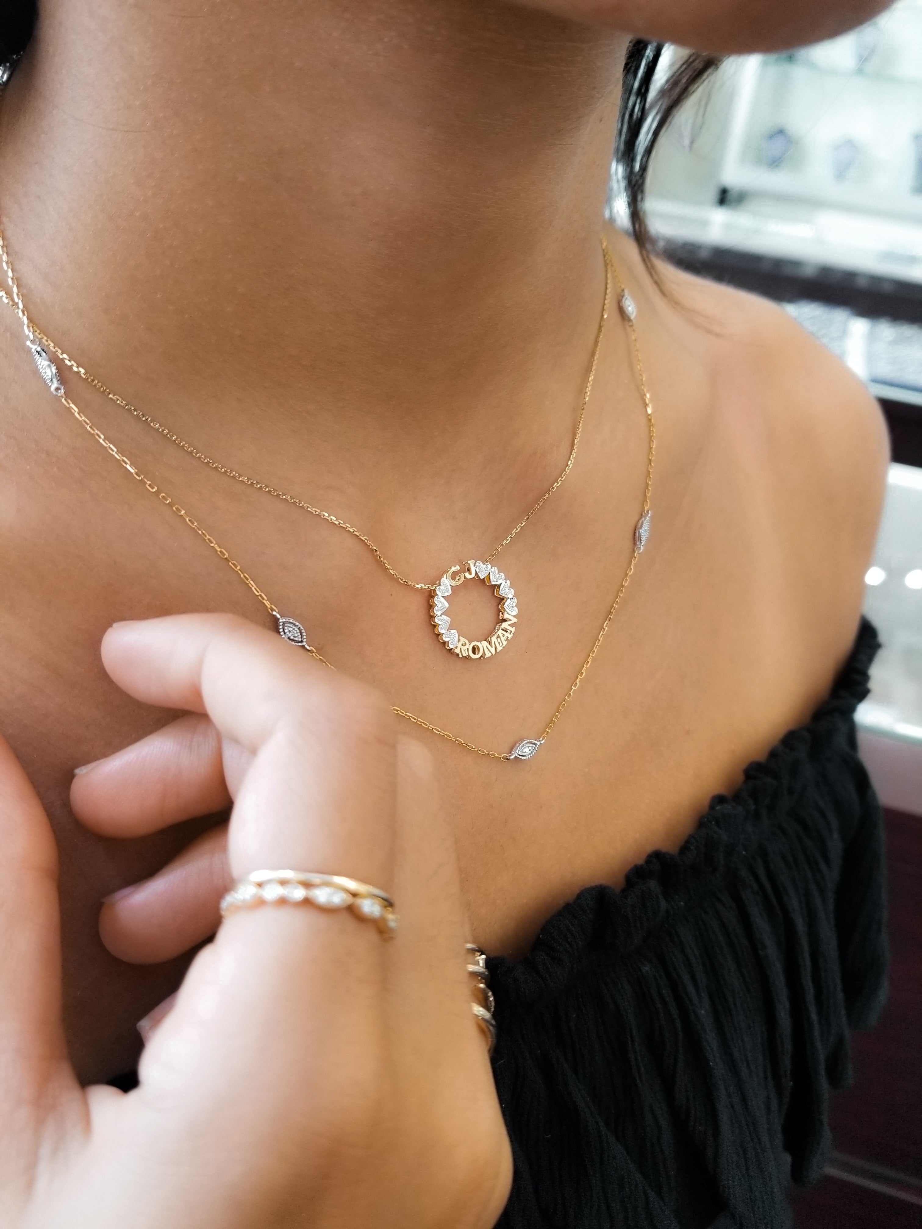 Mini Circle Name Necklace