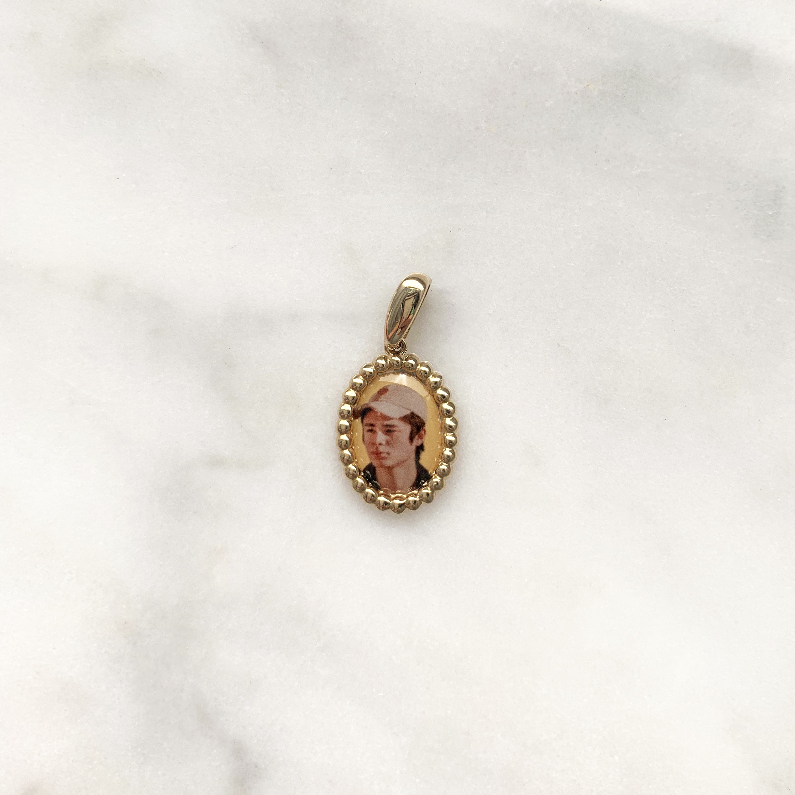 Oval 14k Gold Beaded Photo Pendant