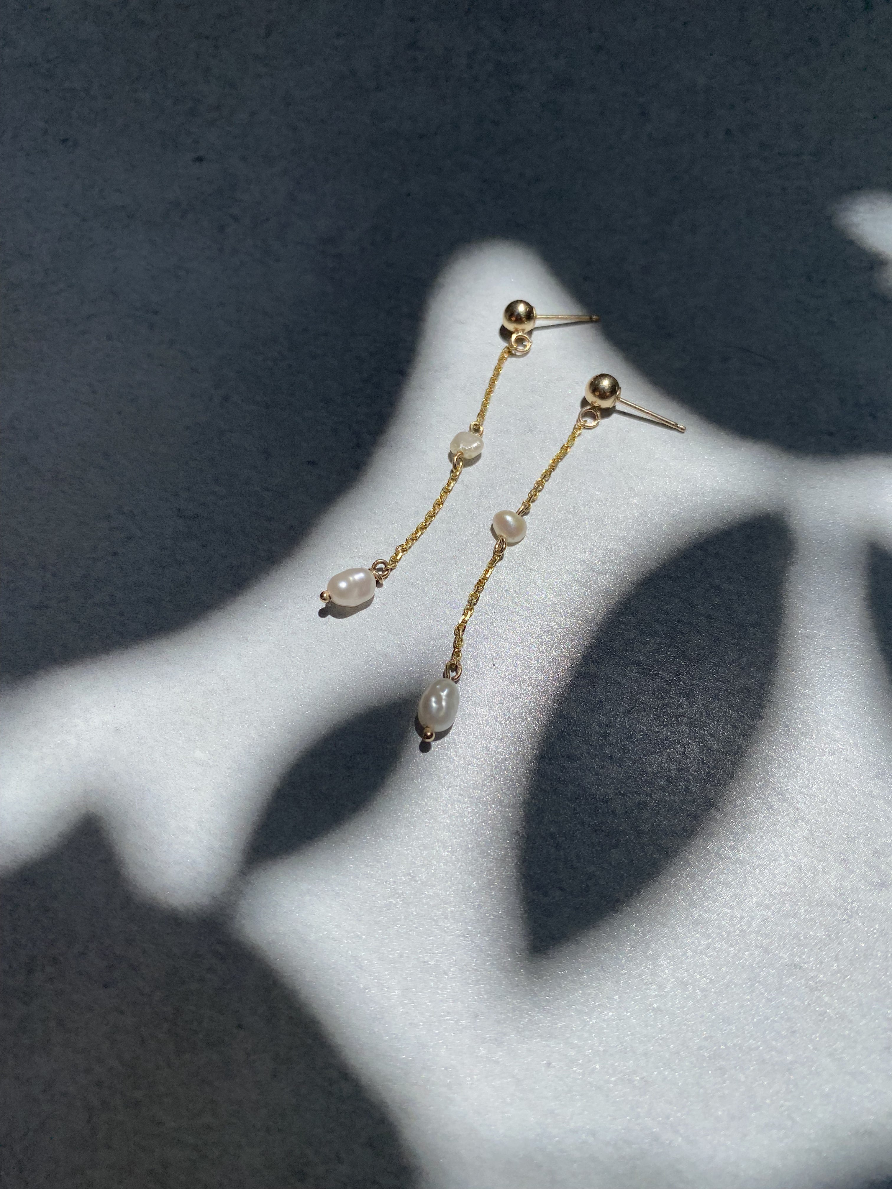 14k Gold Pearl Drop Earrings