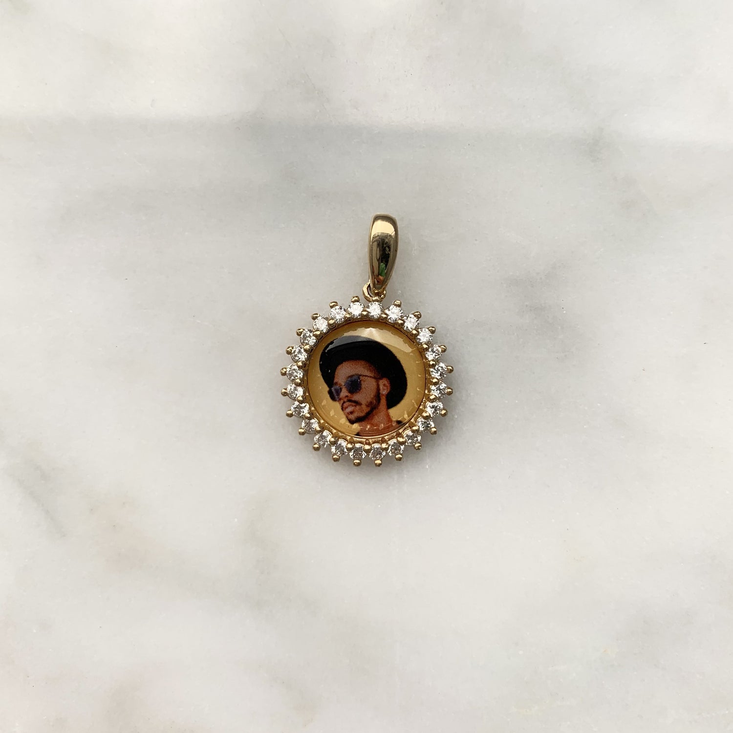 Round 14k Gold Diamond Burst Photo Pendant