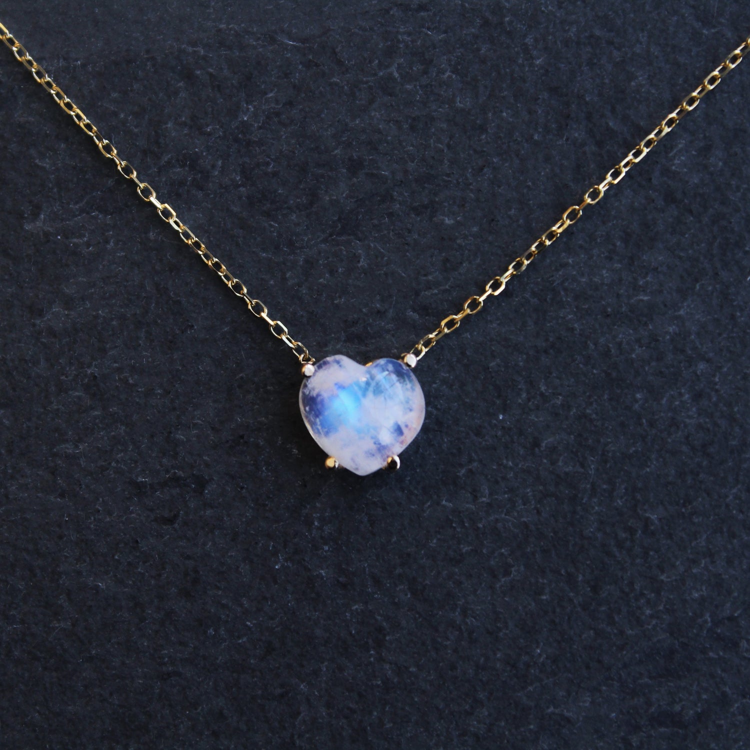 Dainty Solitaire Cabochon Heart Moonstone Necklace