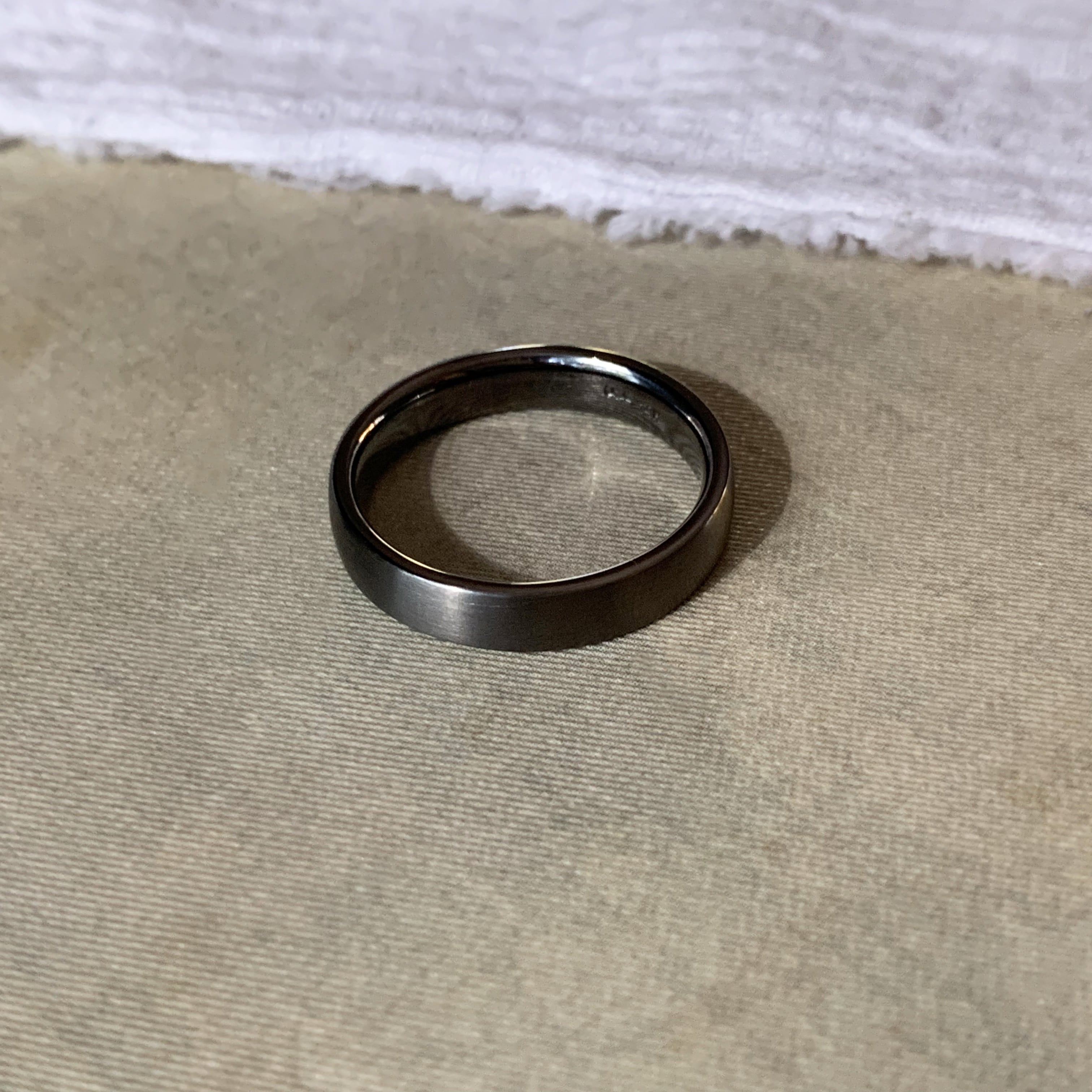 Men's Wedding Band